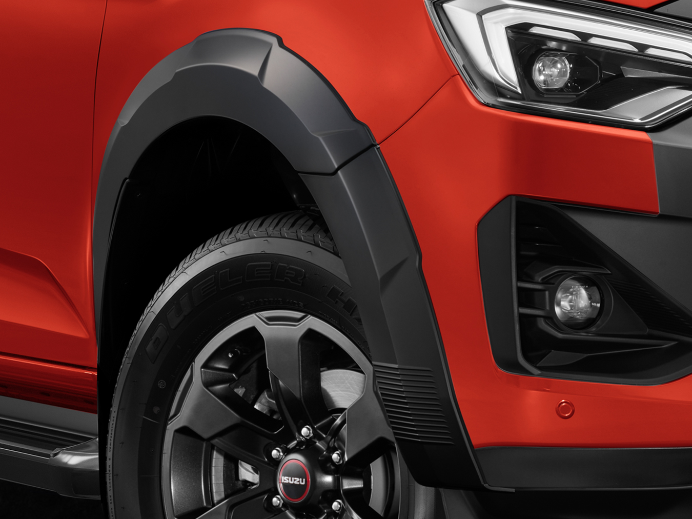 D-MAX