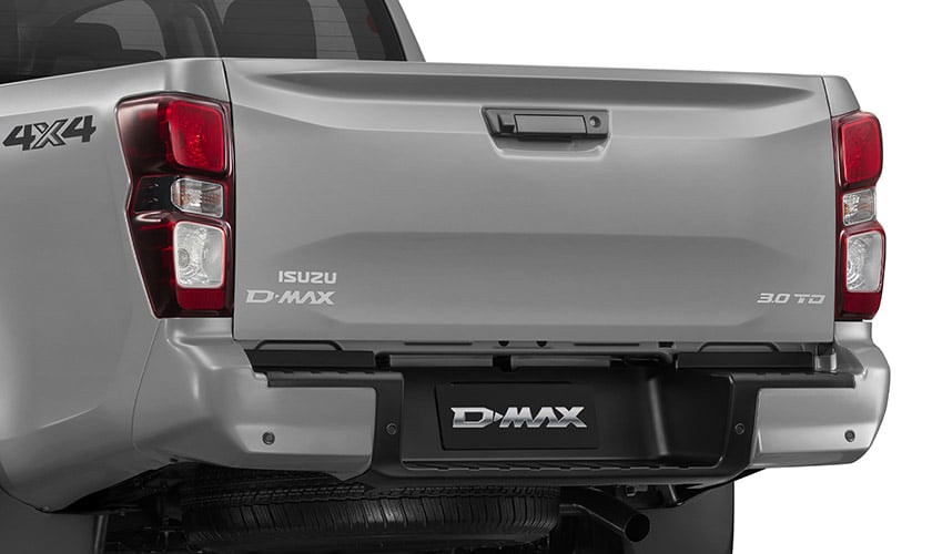 D-MAX